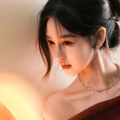 新爱的世界封面